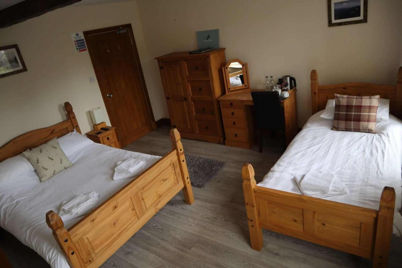 The Hare & Hounds Inn Foulridge Exteriér fotografie