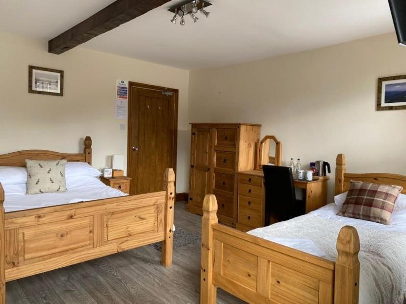 The Hare & Hounds Inn Foulridge Exteriér fotografie